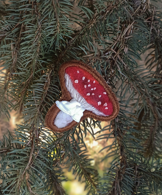 broszki Przypinka z grzybem muchomor czerwony