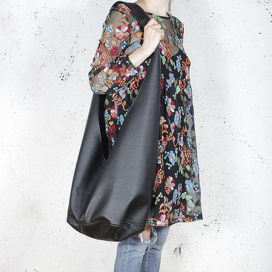 Long Boogi Bag czarna teksturowana / hobo hairoo