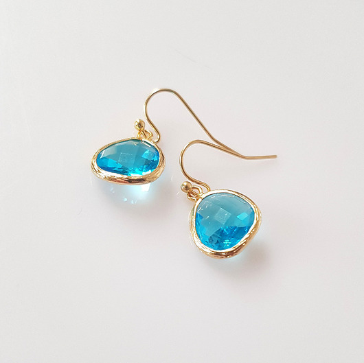 kolczyki pozłacane Kolczyki pozłacane  z Niebieskim  Kryształem Capri Blue