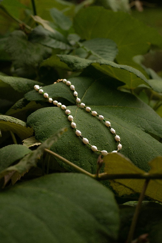 chokery Naszyjnik ICON choker z perłami i zielonymi diopsydami