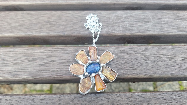 wisiory Zimowy kwiat - wisiorek