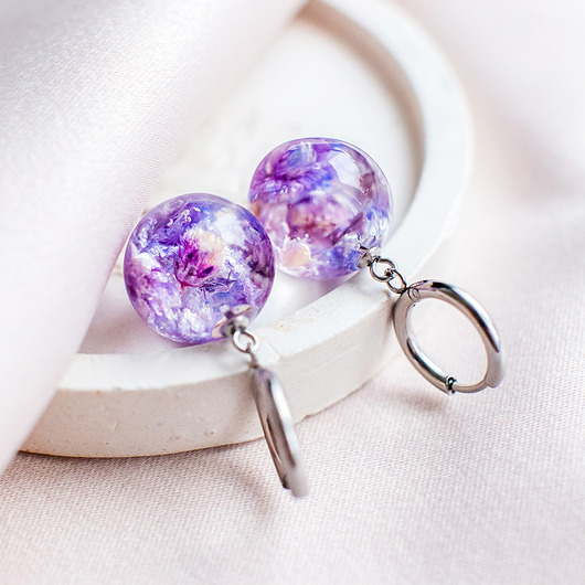 kolczyki z żywicy Kolczyki z gipsówką