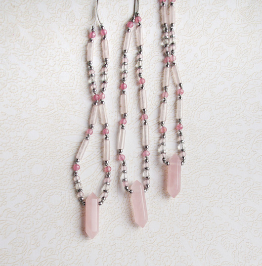 chokery Naszyjnik - amulet MIŁOŚĆ kwarc różowy