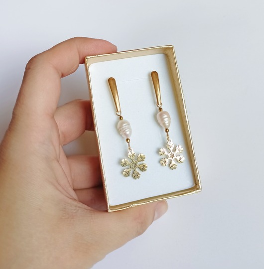 kolczyki pozłacane Kolczyki pozłacane śnieżynki : perły : wyjątkowy prezent
