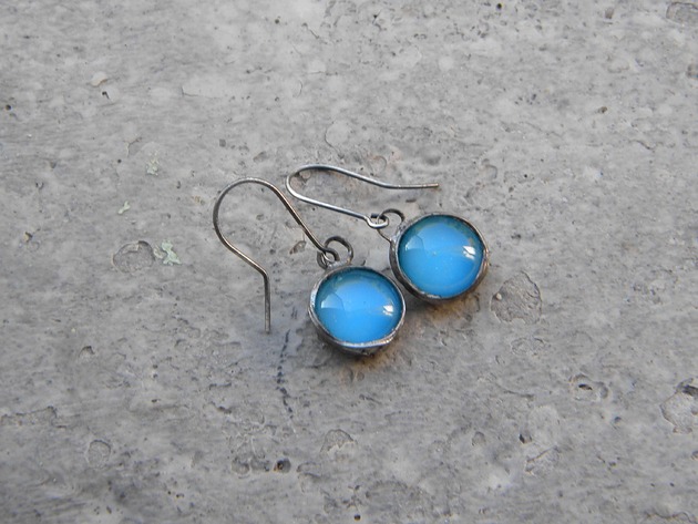 kolczyki wire wrapping Świetlisty niebieski - kolczyki