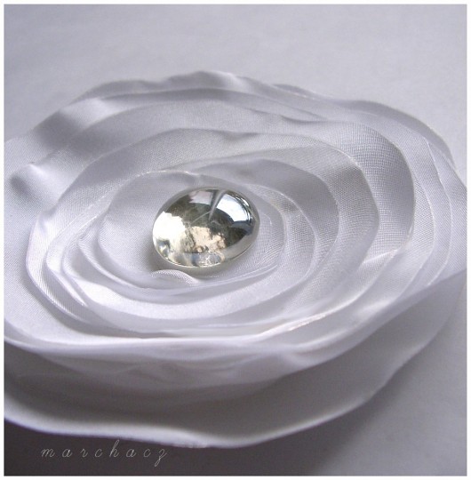 La sposa - white gold Manufaktura broszki