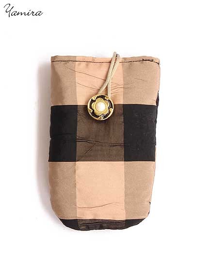 Etui :: black & cream :: yamira