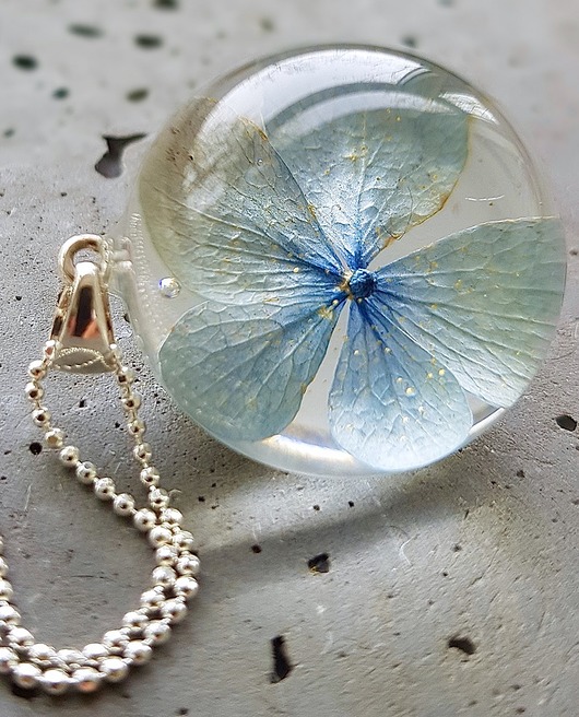 naszyjnik z hortensją Grol Jewellery