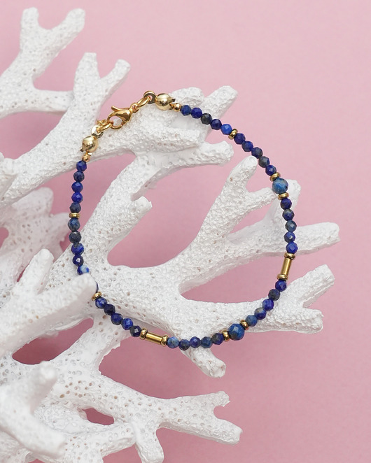 bransoletki z kamieni naturalnych Delikatna bransoletka z lapisem lazuli