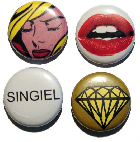 singiel time Monika Roth
