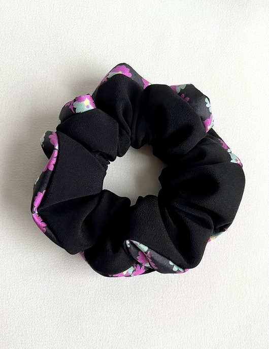 gumki do włosów Czarna jedwabna gumka do włosów Black Silk Glamour