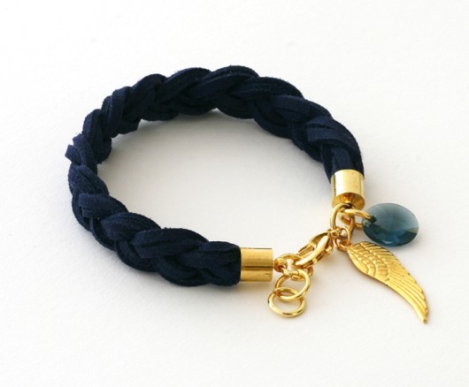 Strap with wing & kryształ Swarovski pendant in navy blue Lavoga