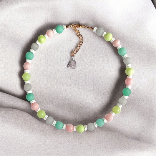 chokery HOT TREND : naszyjnik : pastelle collection : jadeit 10mm, muszla biała