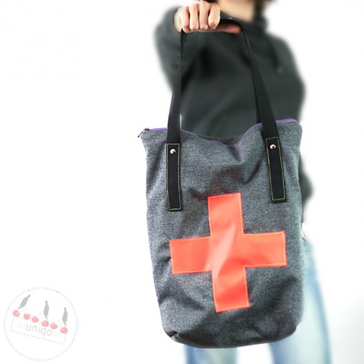 ::: First AID KIT ::: uniqo