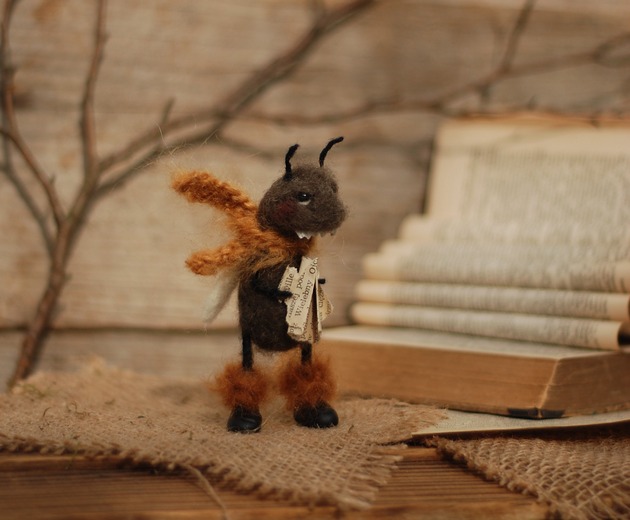 misie i maskotki Mol Książkowy -mini
