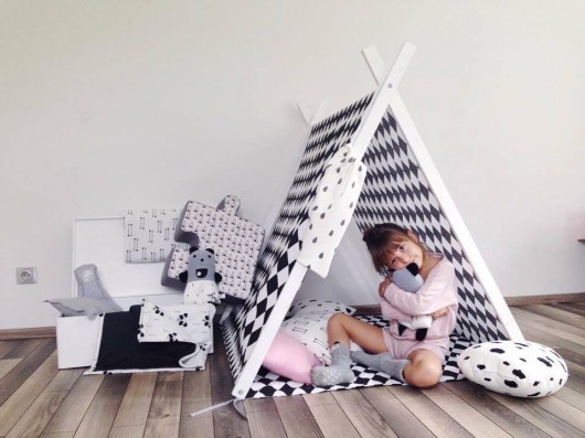 Namiot w czarno białe romby tipi Lucky Kids