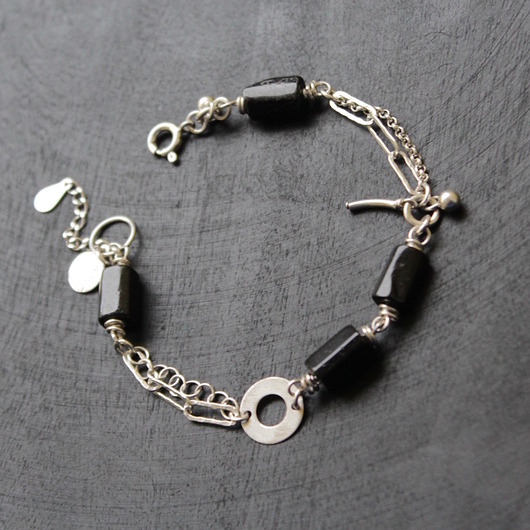 bransoletki z kamieni naturalnych Ochronny czarny turmalin