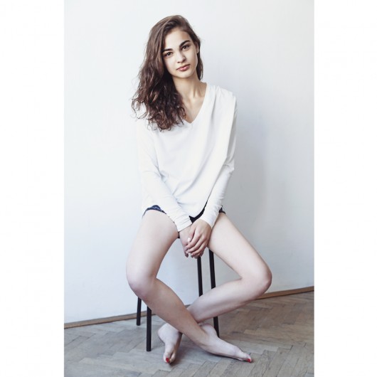 Frida Ivory paruparo