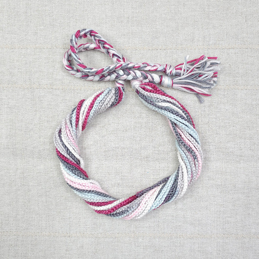 kolie 6551 sznurkowy, delikatny, lekki naszyjnik; kolorowy, włóczkowy naszyjnik