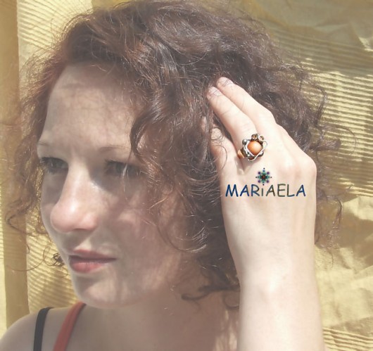 BRĄZ W TRÓJKĄCIE MARIAELA