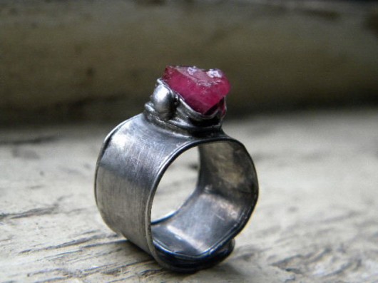 Roman Ancient Ring ;) surowy rubin Beata Trotter
