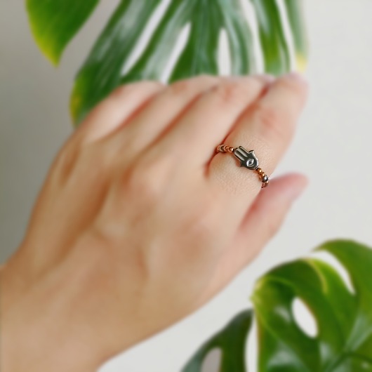 pierścionki elastyczne Hamsa - talizman chroniący od zła - pierścionek - hematyt I