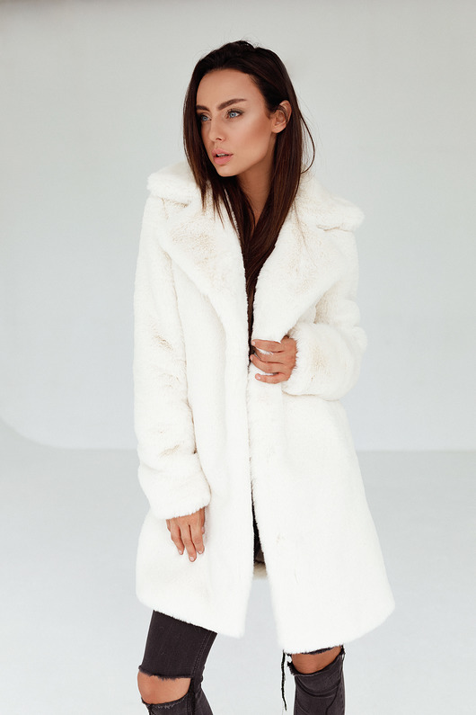 płaszcze damskie Kremowy Płaszcz ze Sztucznego Futra