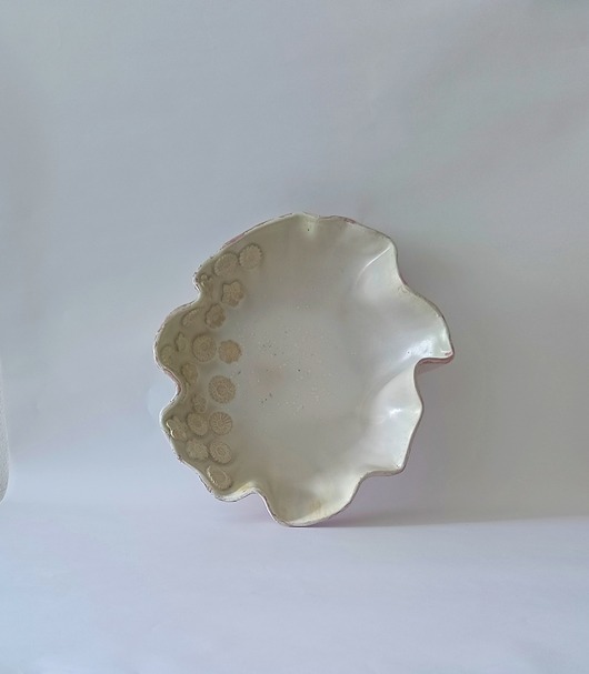miski i misy Biało ceramiczna miska z kwiatami