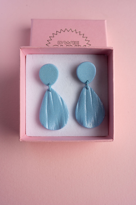 kolczyki z masy plastycznej Kolczyki listki z fakturą