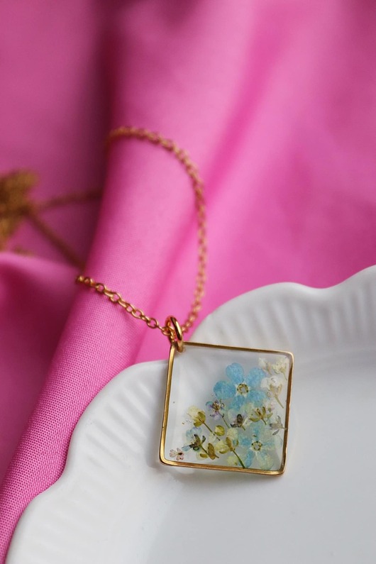 wisiory Naszyjnik z kwiatami polnymi