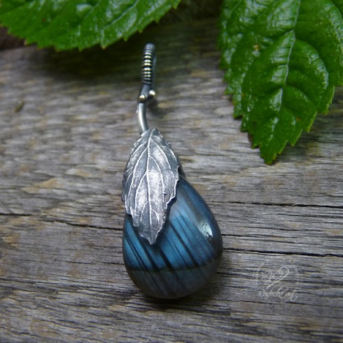 Labradorite & Leaf Pendant Radecka art