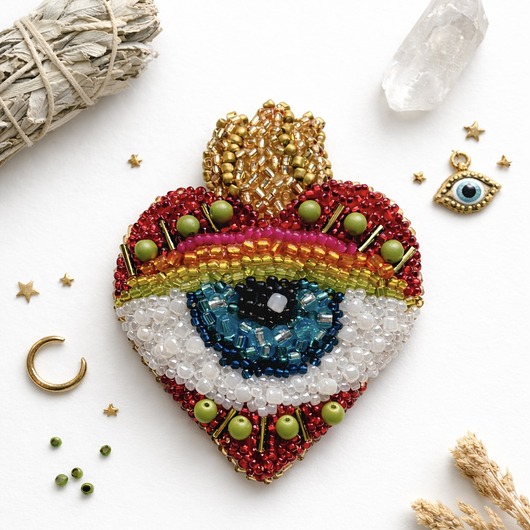 broszki Broszka Serce z okiem