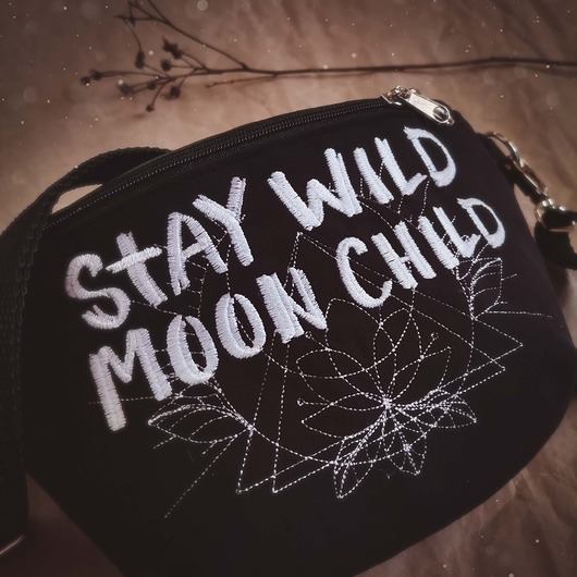 nerka mini "stay wild moon child" Zapętlona Nitka