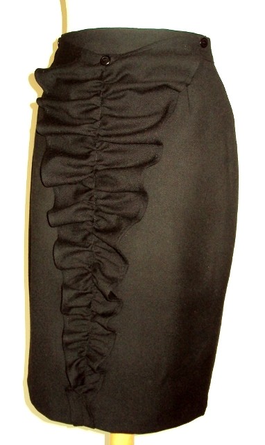 Elegancka z falbaną roz 38 MC Fashion