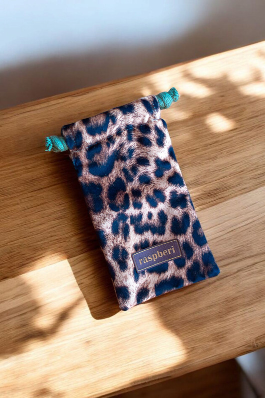 etui na okulary Etui na okulary w panterkę