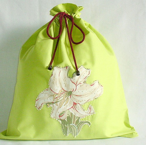 MAGNOLIA - green metka by traczka