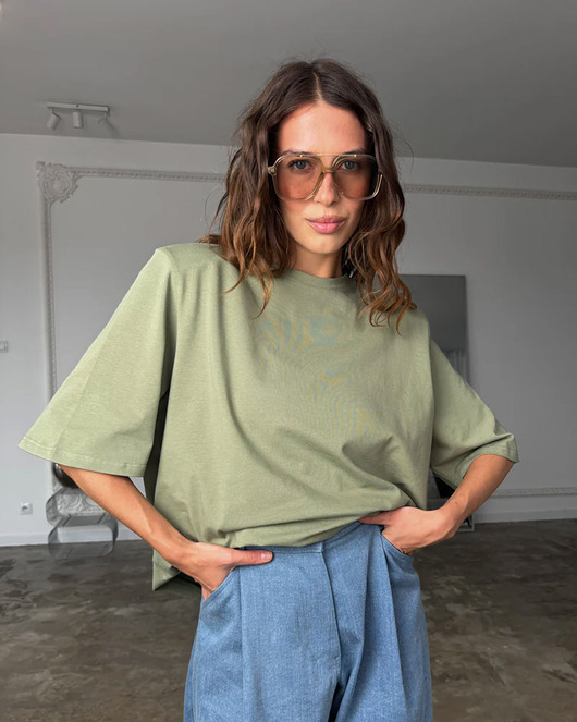 t-shirt damskie Tshirt Art olive