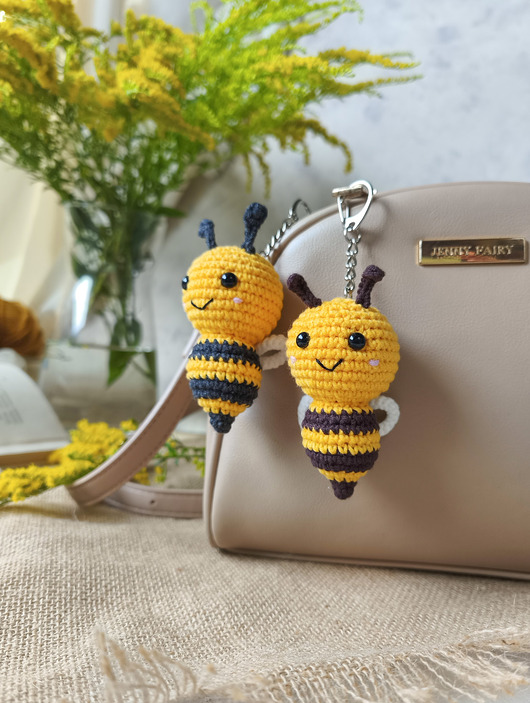 breloki Brelok pszczółka, Brelok do kluczy, Brelok na prezent, Brelok do torebki