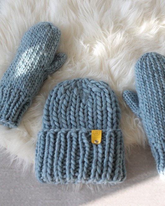 czapki damskie Wełniana czapka i rękawiczki z wełny i alpaki WOOLY błękit