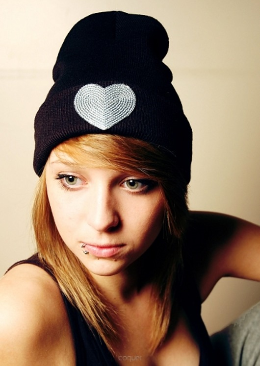 Czapka Sequin Heart Beanie Silver Coquet
