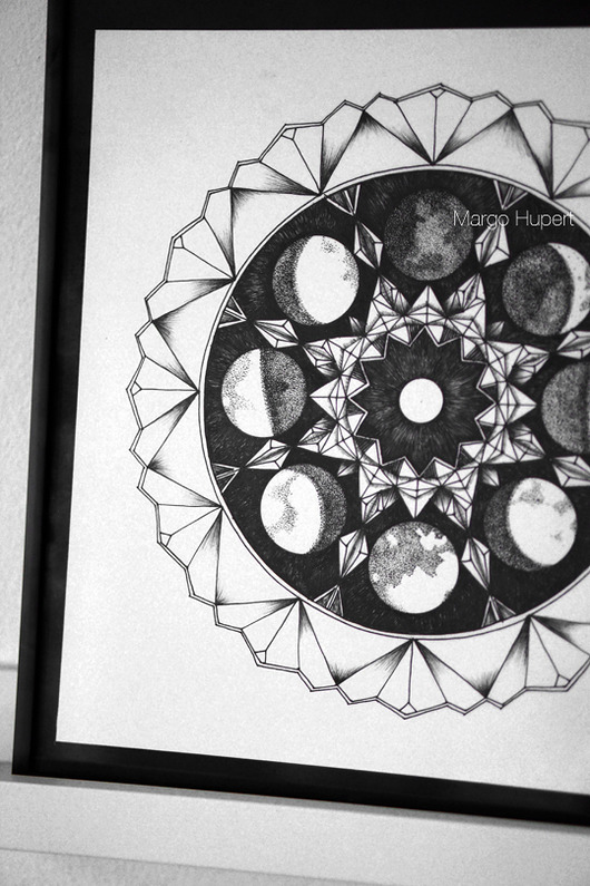 Mandala księżycowa rysunek print Margo Hupert