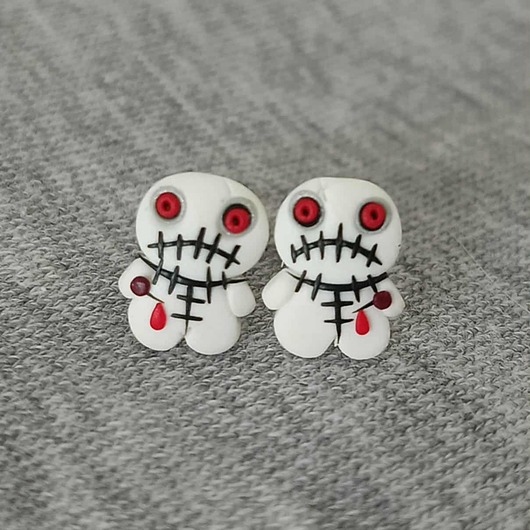 kolczyki z masy plastycznej Białe Kolczyki laleczki voodoo na halloween