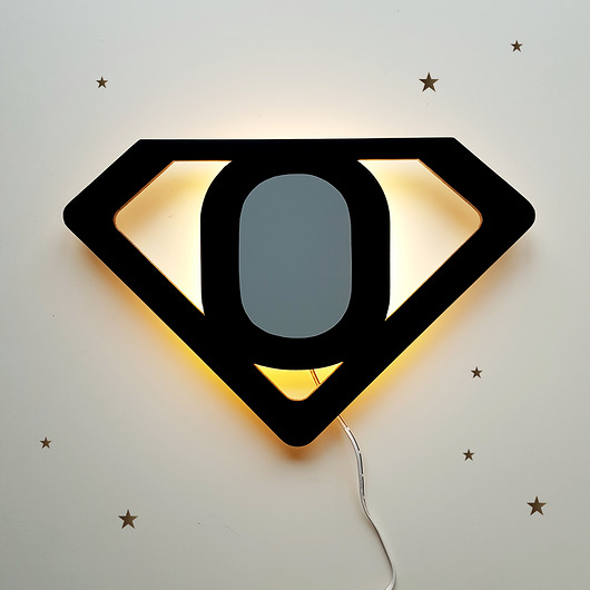 Drewniana lampka nocna Superbohater  Dream Woods