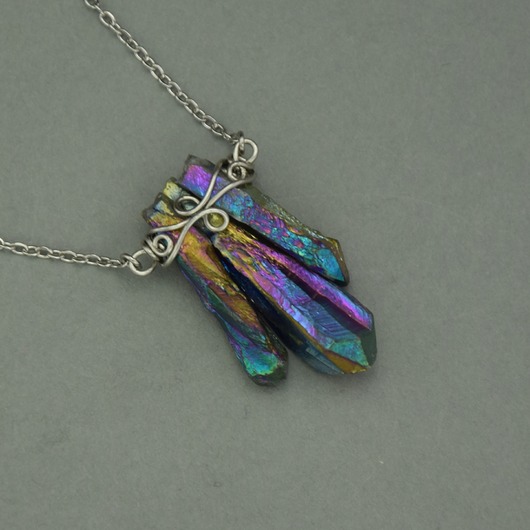 wisiory Naszyjnik talizman surowy kwarc tytanowy kolorowy wire wrapping