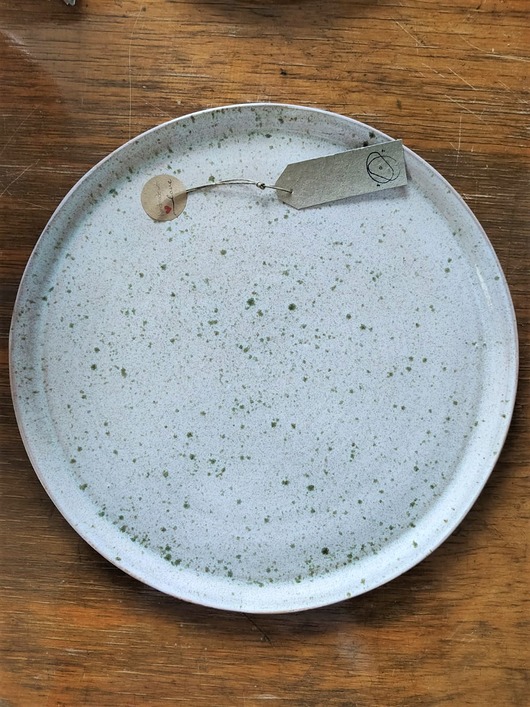 Ceramiczny talerz Latte POTPOTSTUDIO