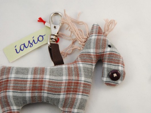 konik w kratkę iasio