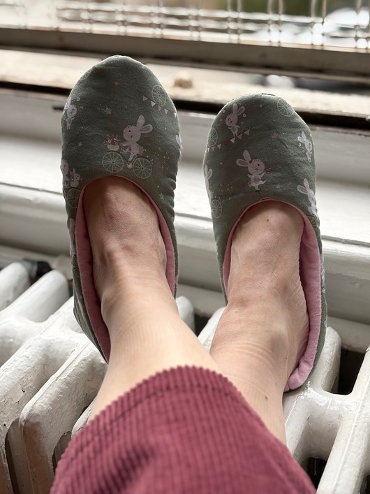 kapcie damskie Kapcie w króliczki r.38