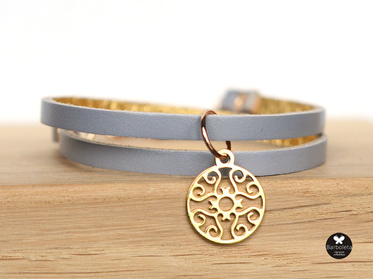 flo light grey floral gold barboleta