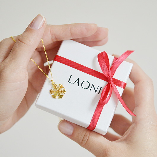 Naszyjnik ze śnieżynką Laoni