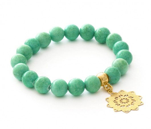 Green jade with rosette pendant. Lavoga